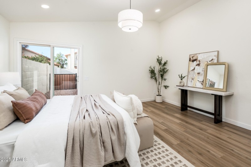 1038 N Alvaro - MLS-24