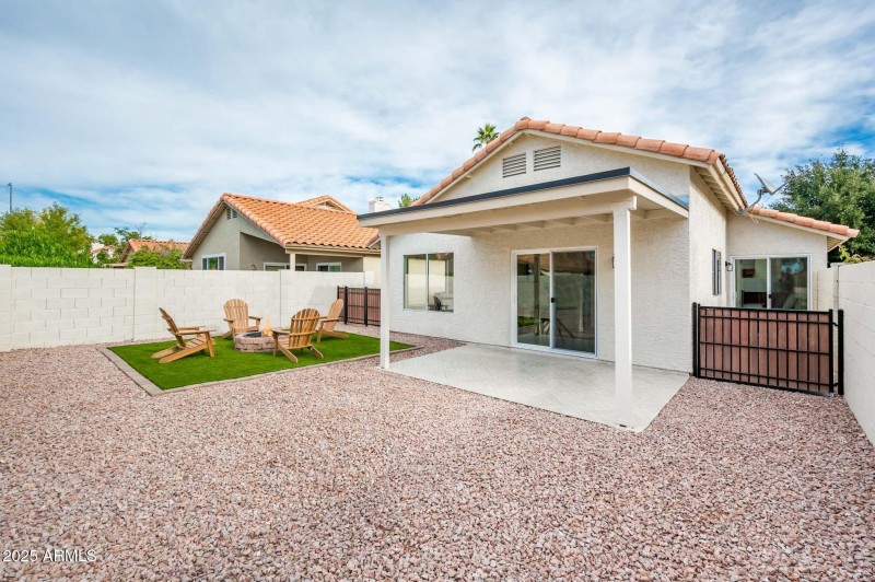 1038 N Alvaro - MLS-40