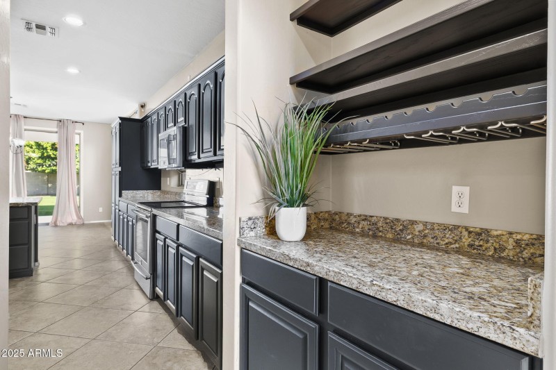 8180 W Gelding Dr Peoria - 299