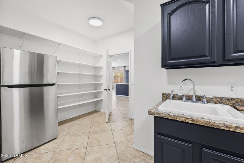 8180 W Gelding Dr Peoria - 349