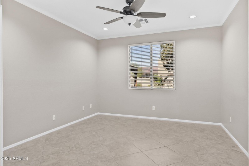 8180 W Gelding Dr Peoria - 364