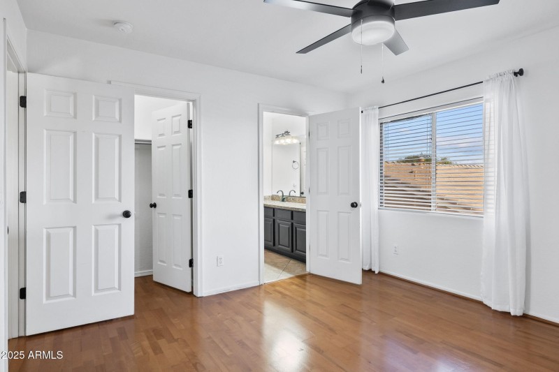 8180 W Gelding Dr Peoria - 419