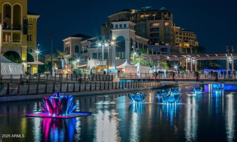 ScottsdaleCanal-002_3D741CD3-5056-B3A8-4