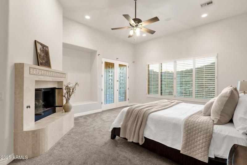 026_Primary Suite Entry