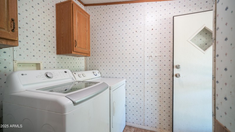 2533 E Superstiton Blvd Interior Photos-