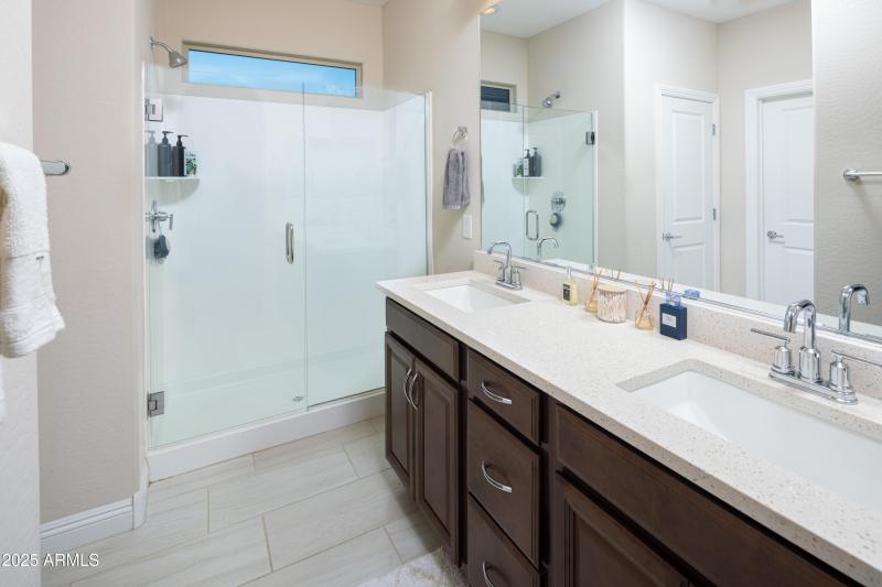 6638 W Sonoma Master Bath