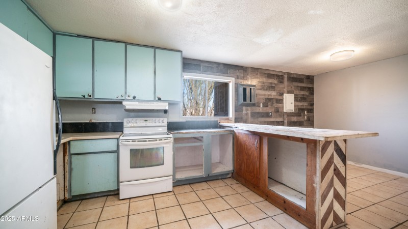 2533 E Superstiton Blvd Interior Photos-