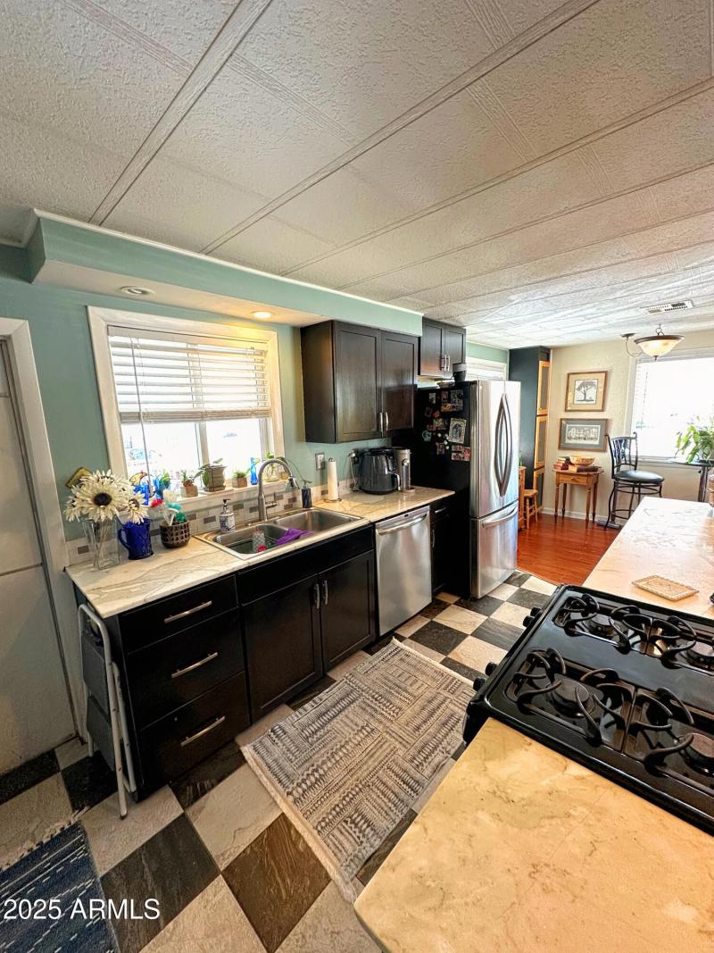 B7564ADF-81B3-4BF5-9A3A-22CAB56F387C