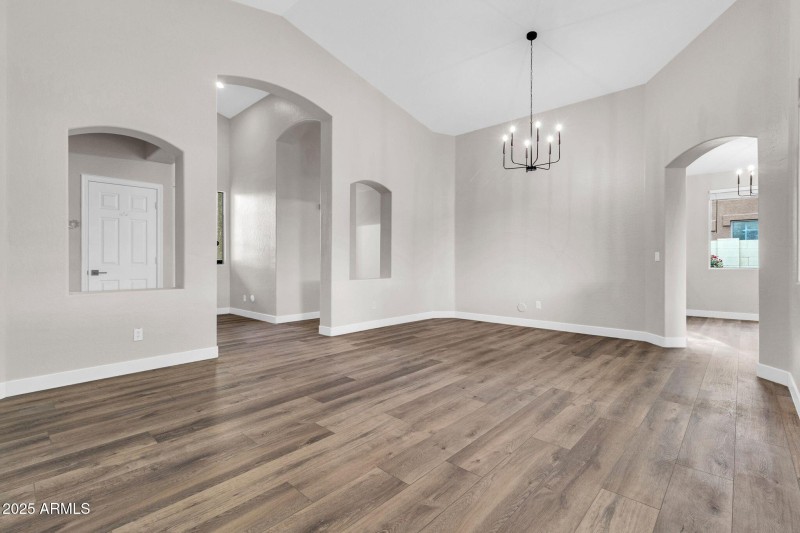 2430 S Dragoon Dr-10