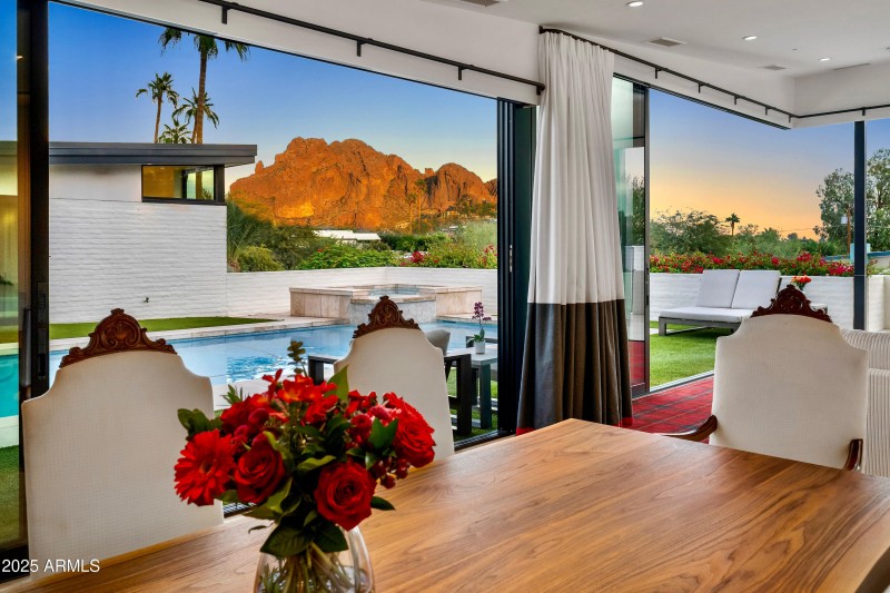 4218 E Palo Verde Dr--4