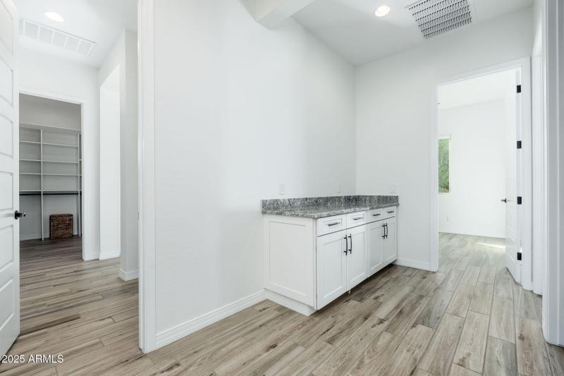 13833 W Bloomington St - 33