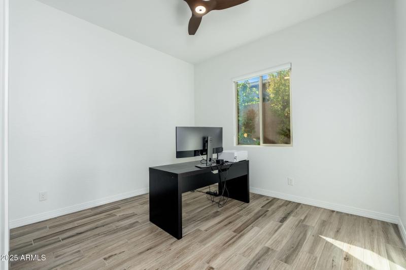 13833 W Bloomington St - 35