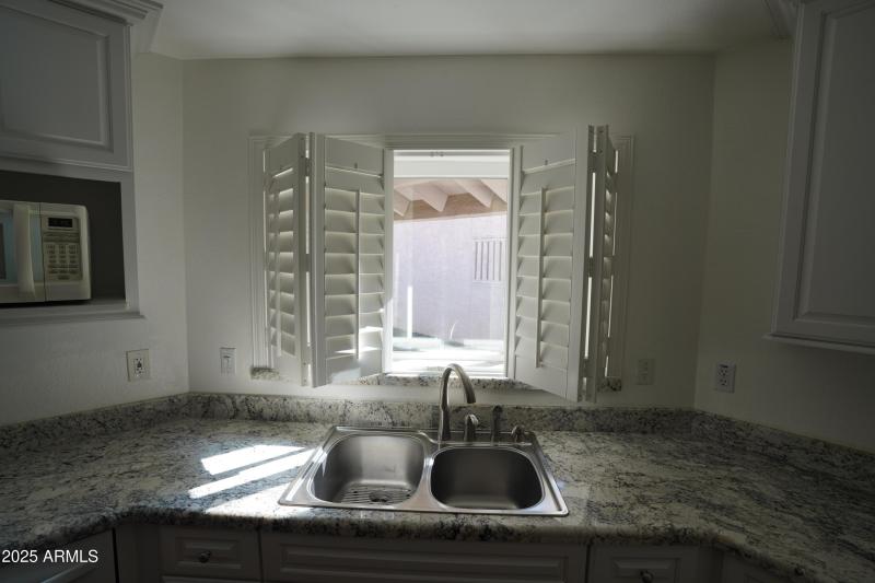 Kitchen Shutters_Sink