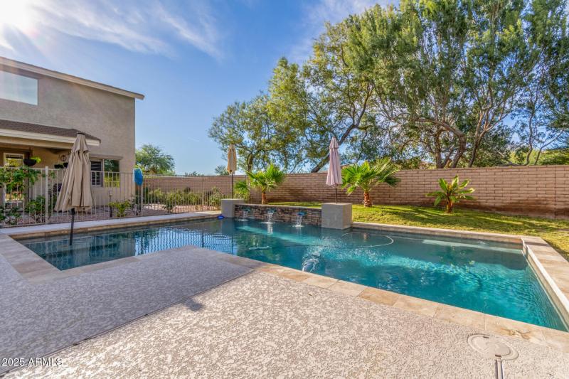 128th - Custom Pool with step down desig