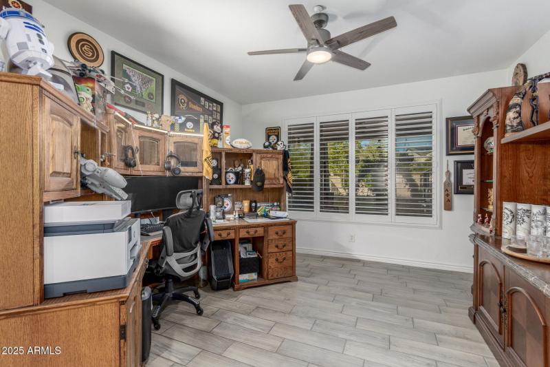 Downstairs Bedroom : Home Office