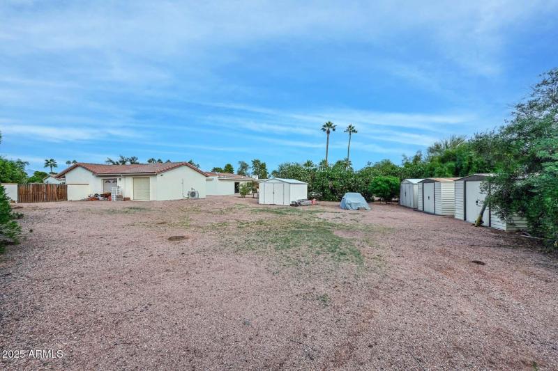 Backyard-Corner-ViewX