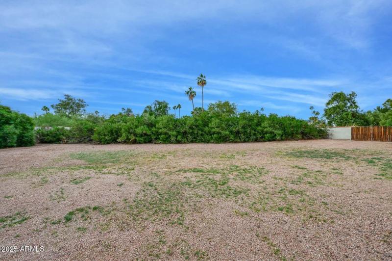 West-Side-Yard-RV-GateX