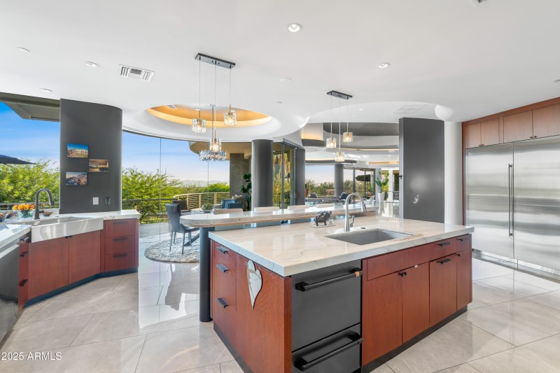 6021 N 44TH ST, Paradise Valley, AZ