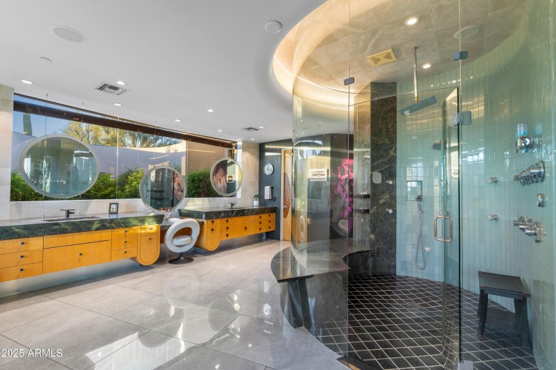 6021 N 44TH ST, Paradise Valley, AZ