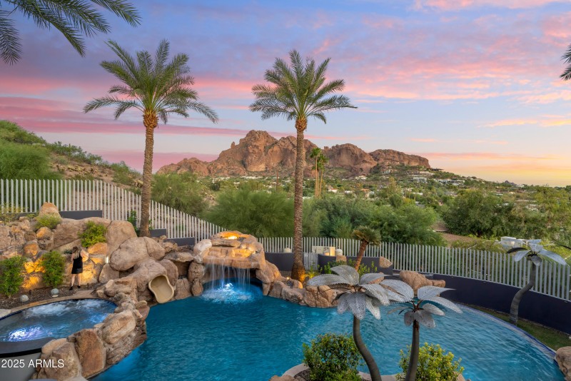 6021 N 44TH ST, Paradise Valley, AZ