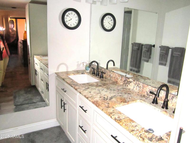7 407 RAISED GRANITE VANITY