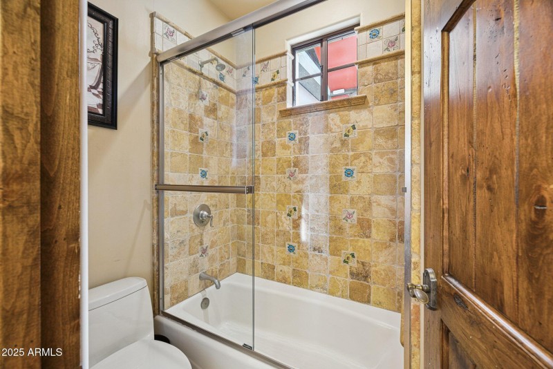 35-web-or-mls-35444-n-48th-st