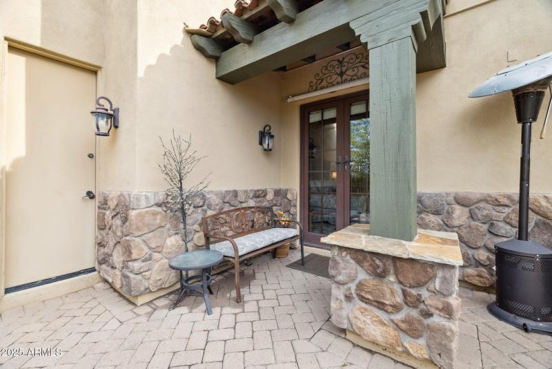 68-web-or-mls-35444-n-48th-st