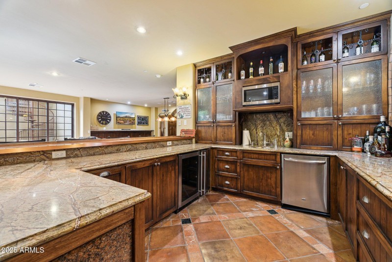 95-web-or-mls-35444-n-48th-st