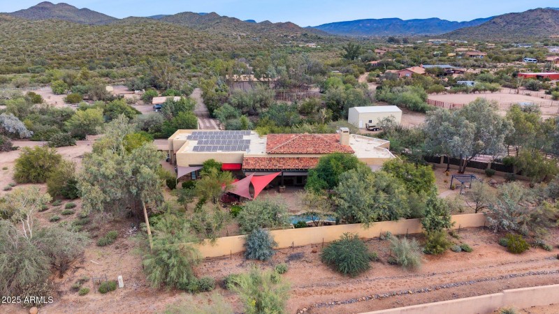 110-web-or-mls-35444-n-48th-st