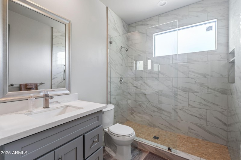 39-web-or-mls-11010 Buffalo Dr-25