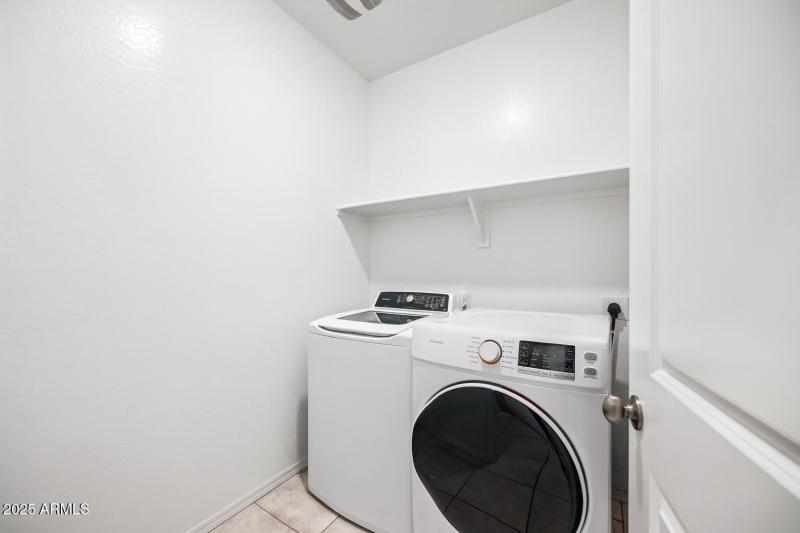 B6BEAAEE-D527-4BC3-A857-B5219ED64C83