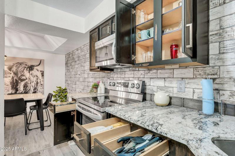 8787 E Mountain View Rd Unit 2100-17