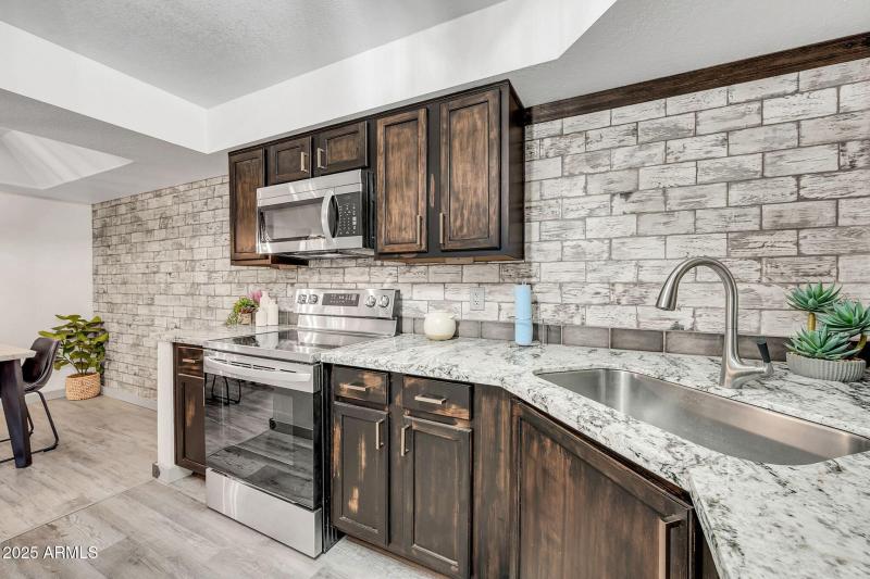 8787 E Mountain View Rd Unit 2100-20