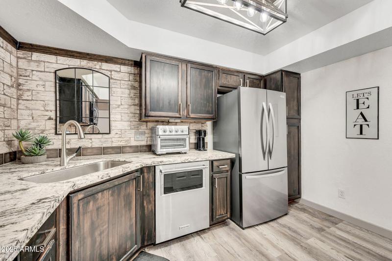 8787 E Mountain View Rd Unit 2100-24