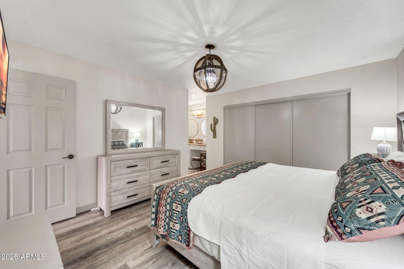 8787 E Mountain View Rd Unit 2100-29