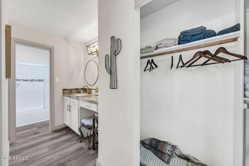 8787 E Mountain View Rd Unit 2100-35