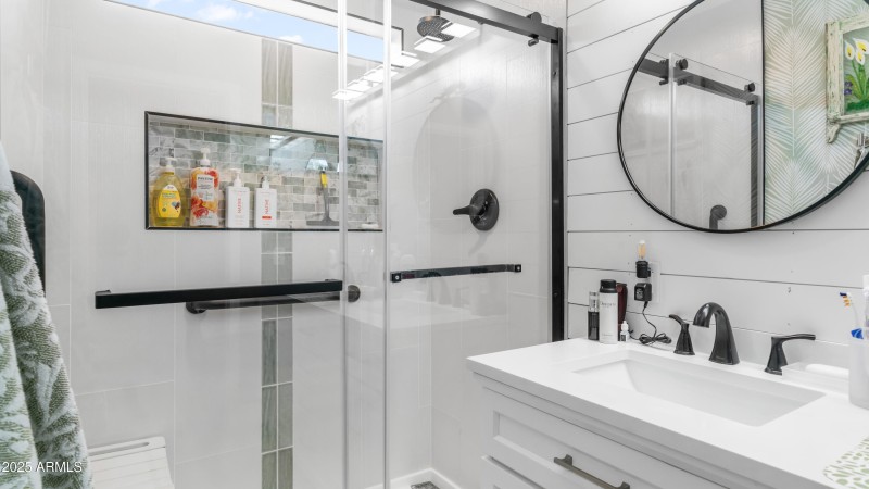 882 E Baylor Ln (14)