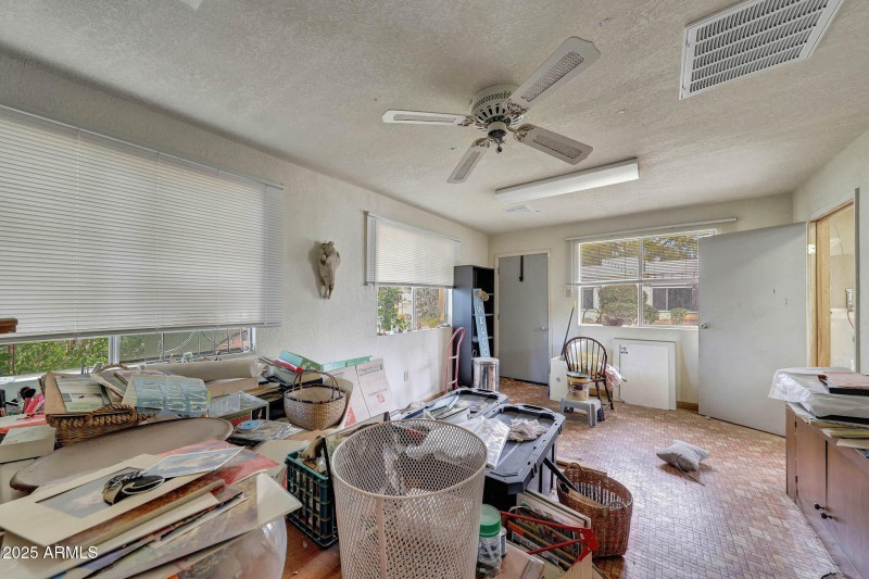 Detached Garage / Workshop 6