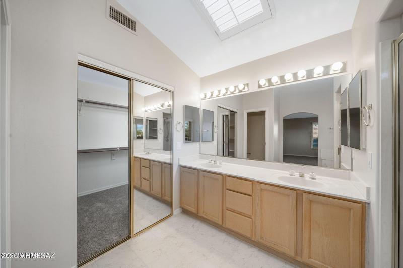 1645 E Ganymede Drive