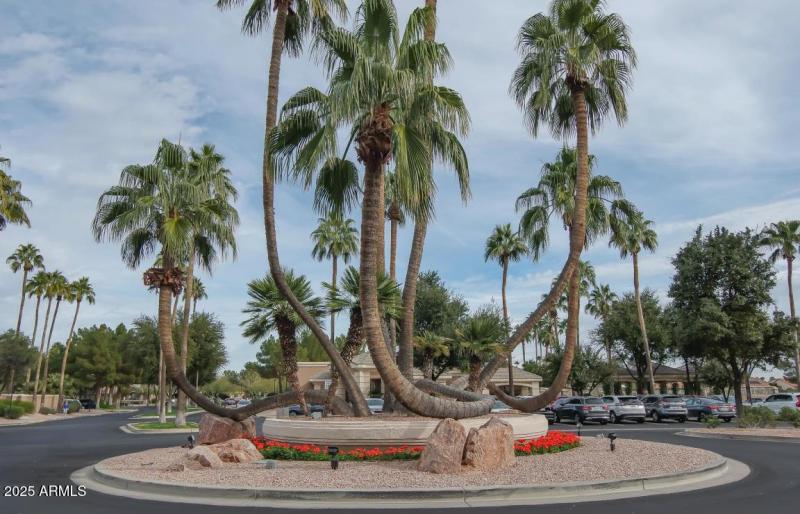 OAKWOOD CLUBHOUSE ENTRANCE