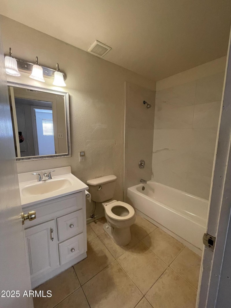 Photo Dec 01 2025, 9 30 58 AM