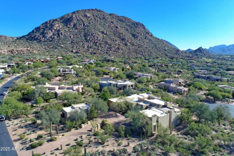 Desert Highlands 441