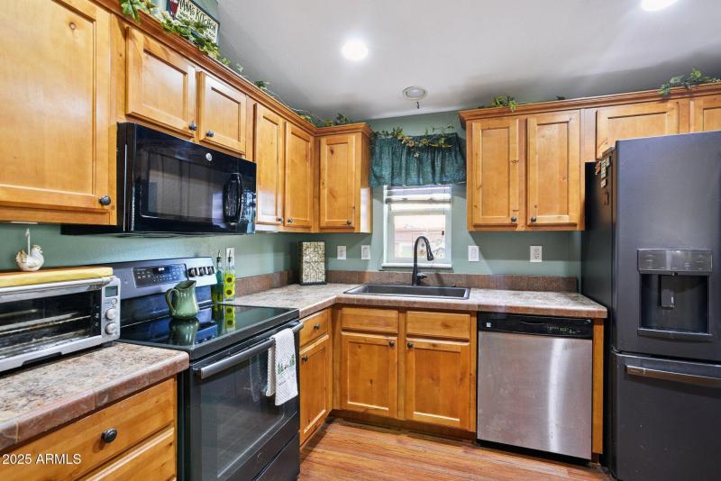 9-web-or-mls-1220-caribou-rd