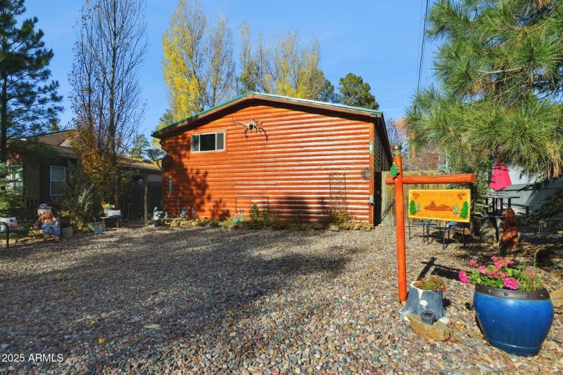 28-web-or-mls-1220-caribou-rd