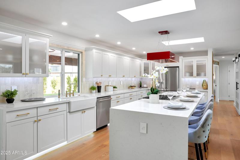 PropertyImageCo_7320ELathamSt_WEB_33