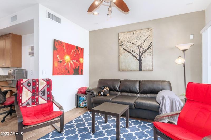 20200508195510992413000000-o