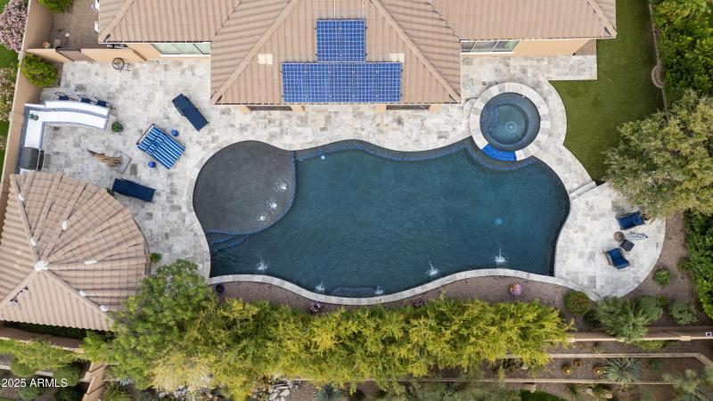 Extra large pool and baja step