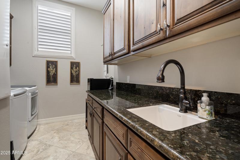 Spacious laundry room