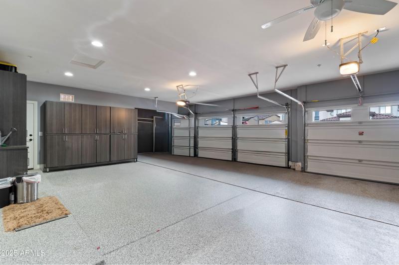 Oversized 3 car garage
