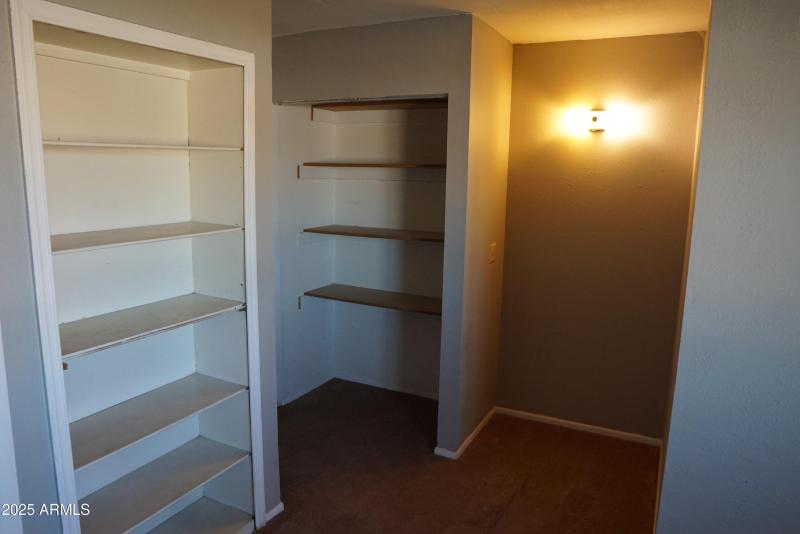 Bedroom 2 office nook